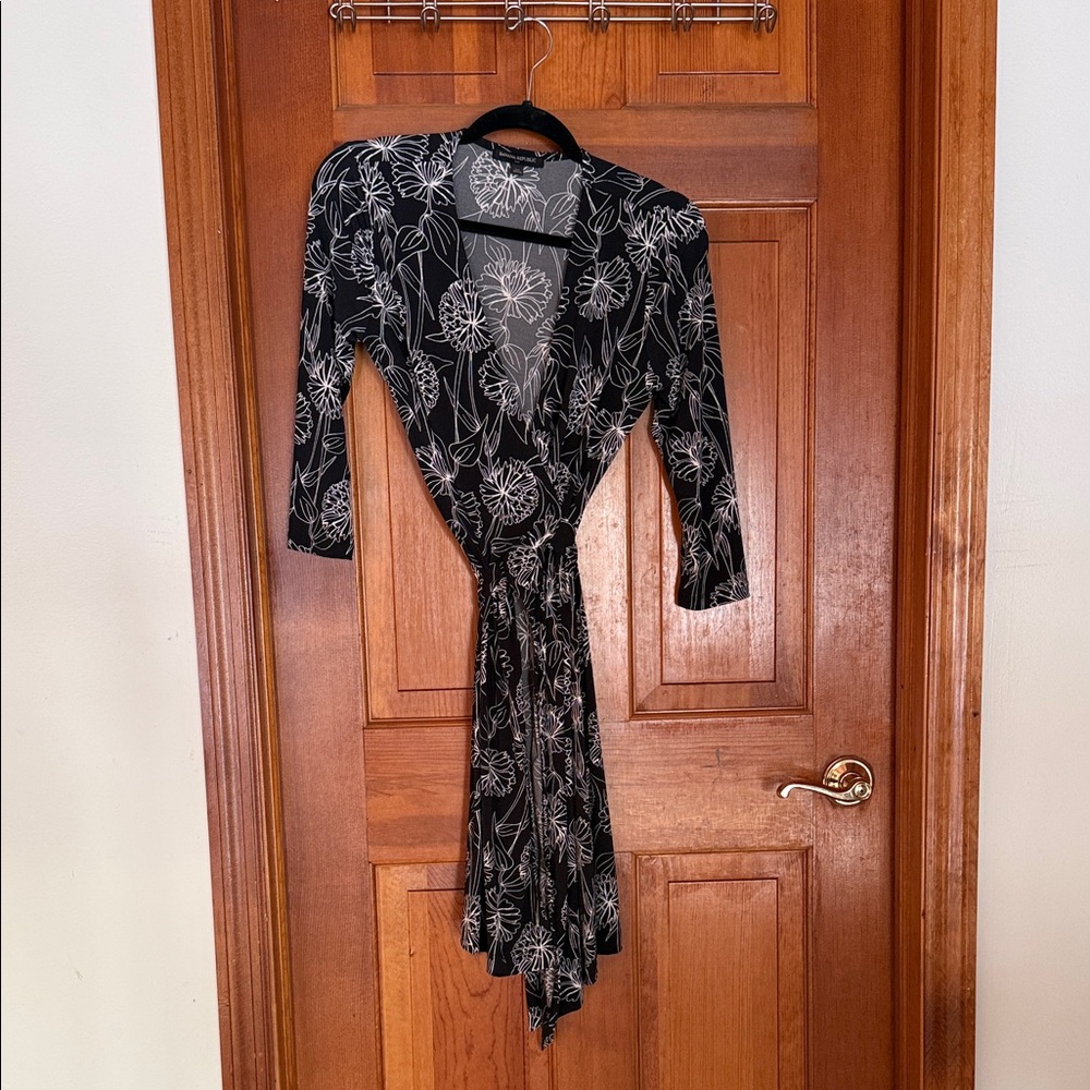 Banana Republic Black and White Floral Dress